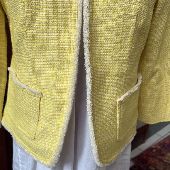 Loft  Jacket  blazer  7/8” sleeves. Open front  raw edge look trim cotton yellow - Picture 6 of 12